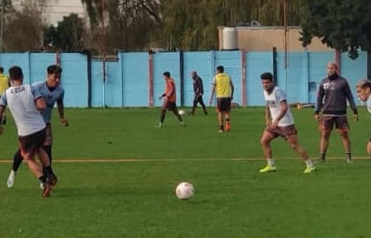 El plantel del Tricolor avanza en su puesta a punto.