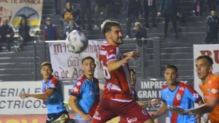 Malvacio no logra conectar el centro.