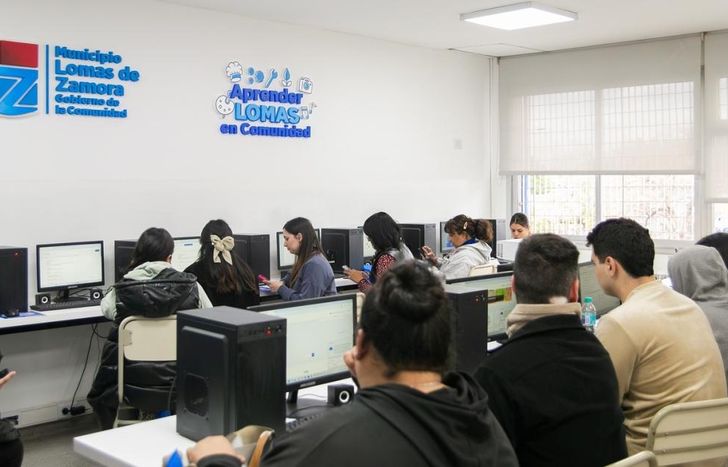 En Lomas hay múltiples capacitaciones sobre nuevas tecnologías.