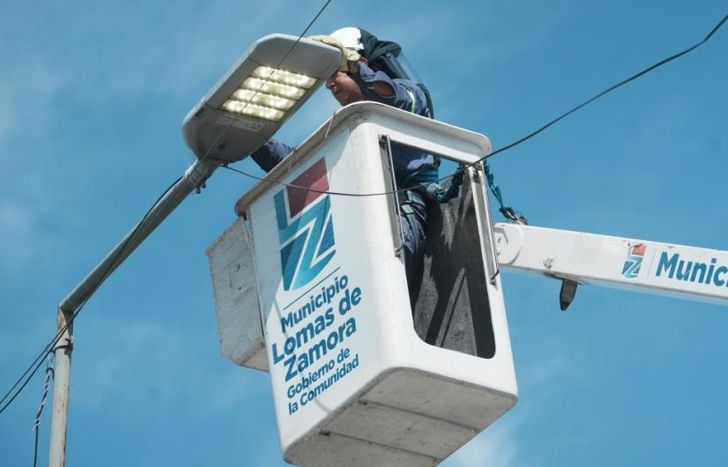Entre julio y diciembre repararon 20.200 luces para solucionar los reclamos de los vecinos.