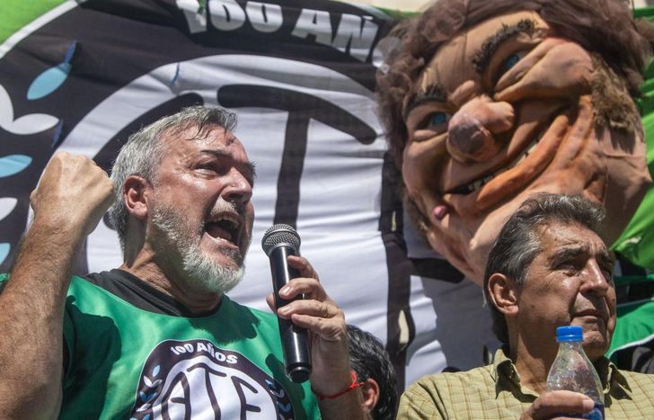 Intentan debilitar la protección de los trabajadores, aseguran.