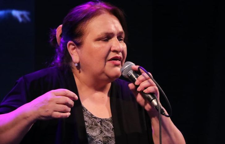 En 2022, Amelia Martín ganó la medalla de oro en solista vocal de adultos mayores.
