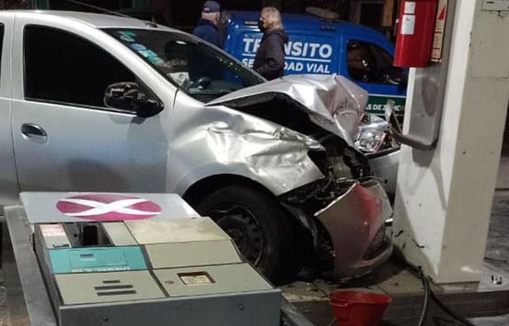 En la intersección de Hipólito Yrigoyen y Antártida Argentina.