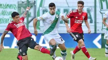 Payero le gana a Pérez, más atrás observa Rollheiser.