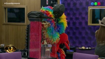 Llamativa presencia en la casa de Gran Hermano.&nbsp;