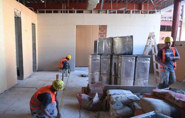Avanza la construcción del Hospital de Diagnostico Inmediato.