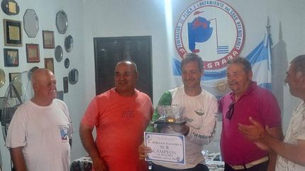 El tornero de varias fechas se desarrolló en río, laguna y mar.