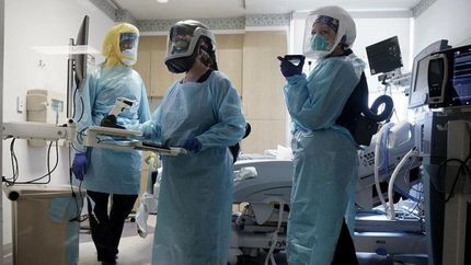 Se confirmaron 183 muertes por Covid en la Argentina.