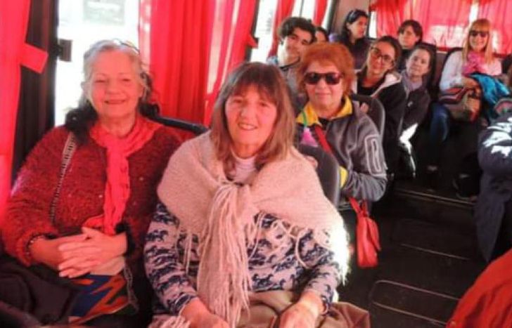 Van en micro desde Banfield a la reserva.