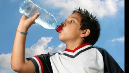 como evitar la deshidratacion en el verano