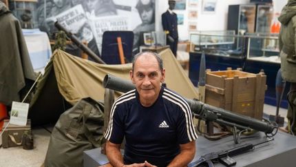 argentina-inglaterra: futbolistas del sur que cambiaron los botines por el uniforme en malvinas