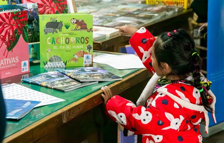 Una nueva colección para fortalecer la lectura en Lomas.
