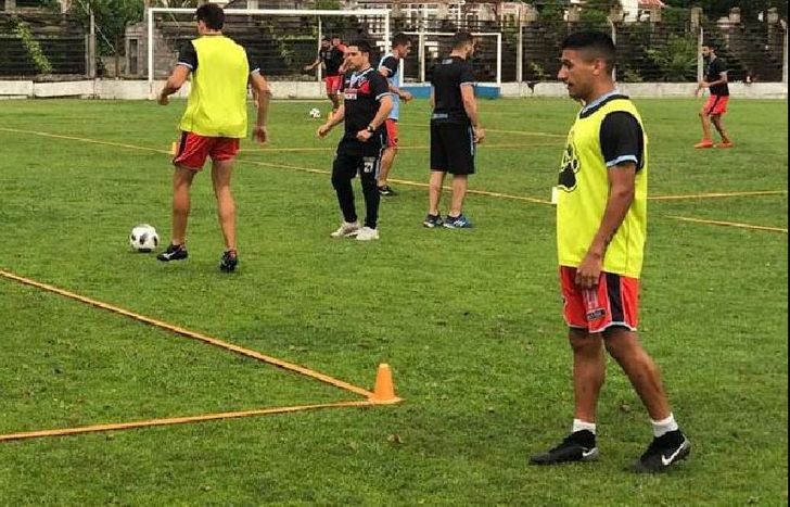 Mientars continúa su puesta a punto en Gesell, Brown confirmó los amistosos.