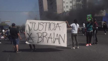 Familiares y amigos se movilizaron hasta los Tribunales de Lomas.