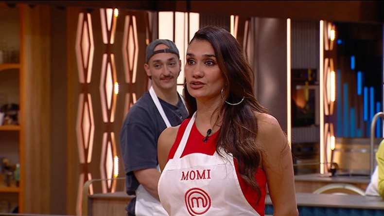 Momi Giardina, la ayuda de Andy Chango en MasterChef Celebrity. 