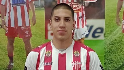 Lautaro Villegas es el quinto refuerzo de Talleres de Remedios de Escalada. Lautaro Villegas es el quinto refuerzo de Talleres de Remedios de Escalada.