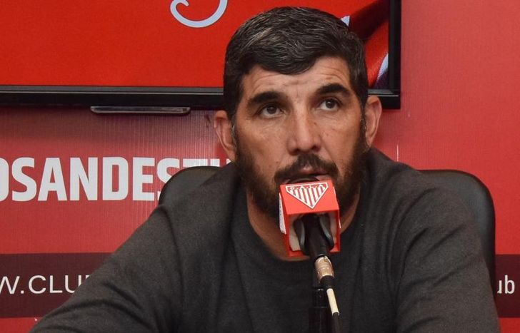 Ruiz en conferencia de prensa analizó el triunfo.