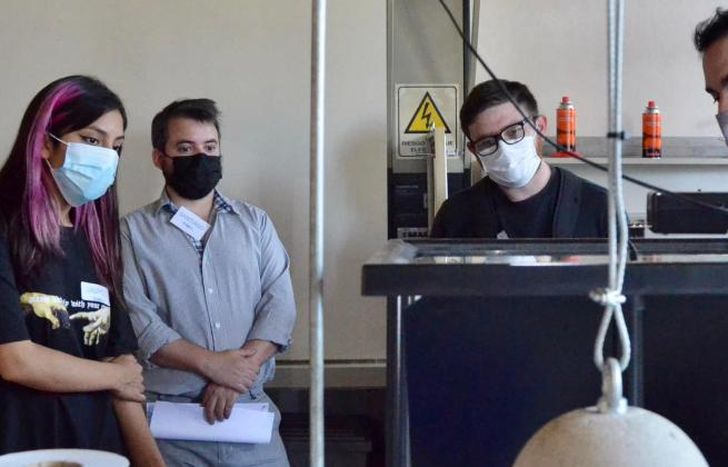 Para recorrer cada una de las facultades.