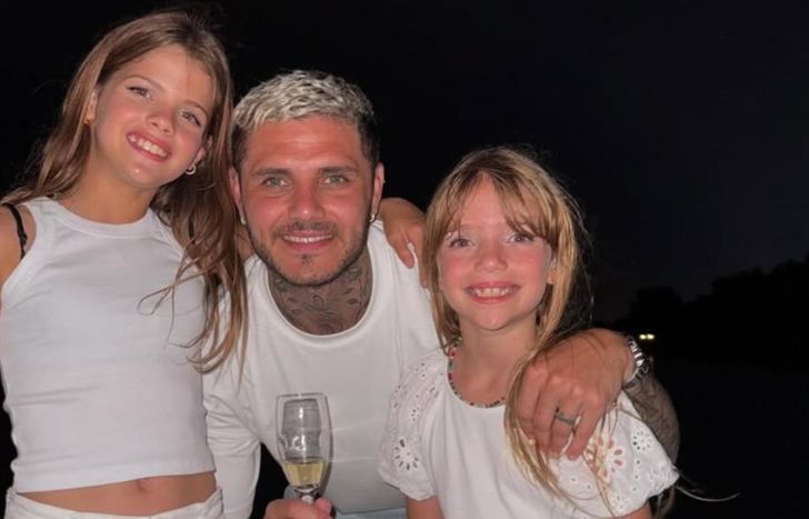 Mauro Icardi y sus hijas.