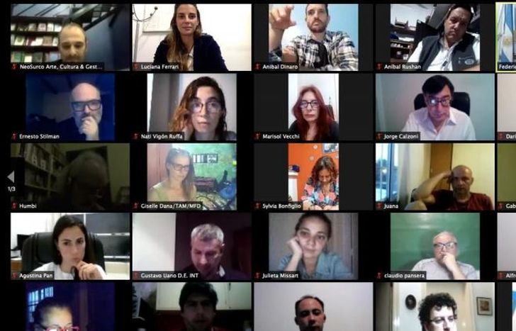 Vía Zoom fue el lanzamiento.