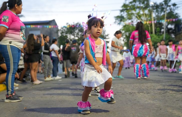 El Carnaval en Lomas, con artistas y murgas locales.