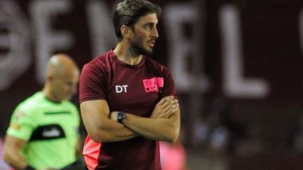 Zubeldía estuve tres partidos afuera de la cancha. Zubeldía estuve tres partidos afuera de la cancha.