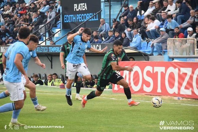Temperley rdondeó un buen primer tiempo.