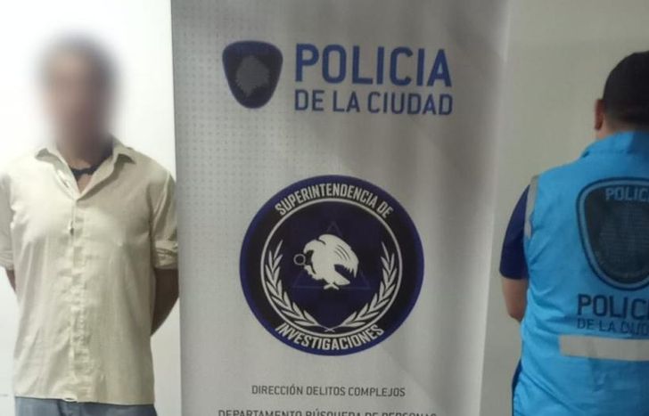 El sujeto fue detenido por la Policía de la Ciudad.