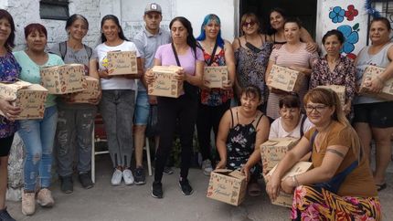 El equipo de Asoma trabaja contantemente en la labor social.