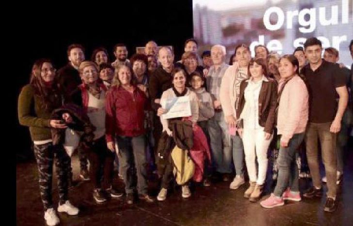 martín valoró a los vecinos que “piensan en cumplir su sueño de terminar la secundaria y acceder a un empleo de calidad”.