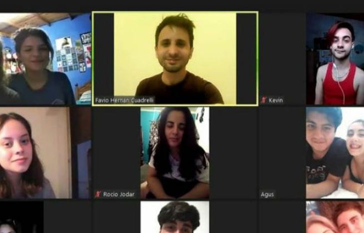 Se verá por YouTube.