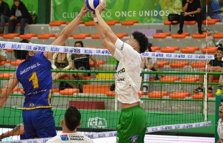 Defensores arrancó con una victoria.