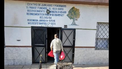 como asisten a los adultos mayores durante la pandemia en lomas