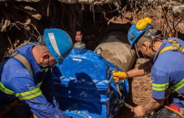 La empresa AySA comunicó que habrá cortes de agua en distintas zonas de Lomas la próxima semana.