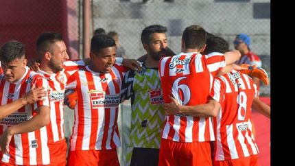 Maxi Badell anotó el gol del Albirrojo.