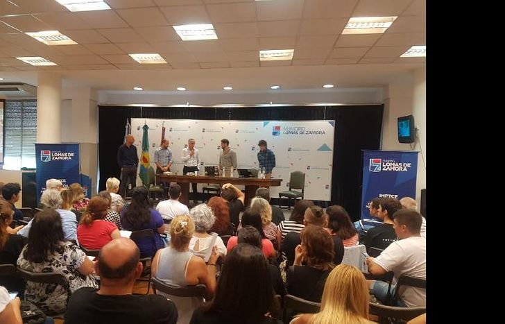 se explicaron las claves para publicar y vender productos.