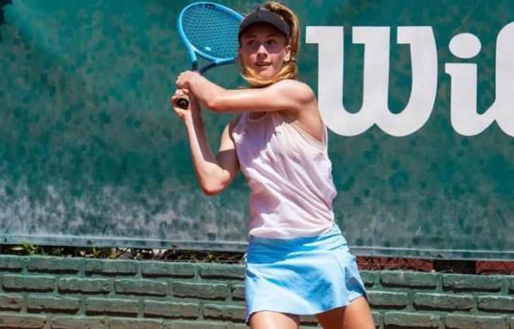 Victoria se destaca por la variedad de golpes.