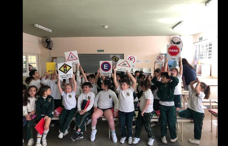 La iniciativa ya llegó a 247 escuelas de todos los barrios de Lomas.