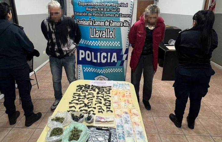 Ambos sospechosos quedaron tras las rejas.