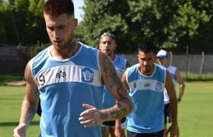 Alonso anotó siete goles en J.J Urquiza.