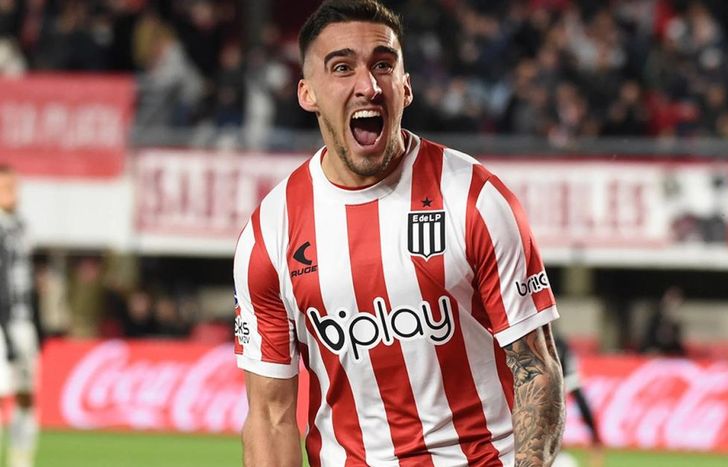 Banfield insiste por Méndez.