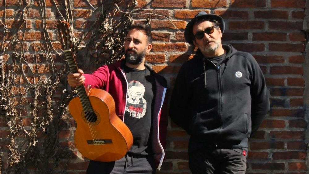 Leandro Tornello y Gustavo Albanece,  creadores de la obra.