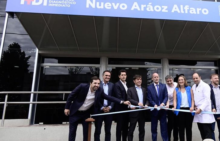Martín Insaurralde, Axel Kicillof y Marina Lesci inauguraron el nuevo Hospital de Diagnóstico Inmediato de Temperley.