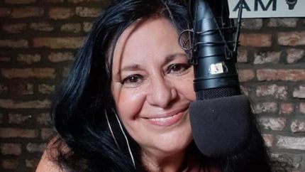 Una artista con compromiso social que lleva su obra a distintos lugares para concientizar.