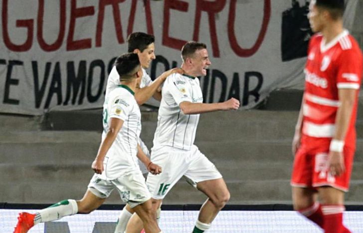 Banfield enfrentará en una semifinal a River.