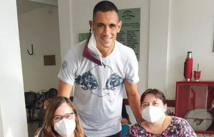 El goleador se vacunó contra el Covid en Corrientes.