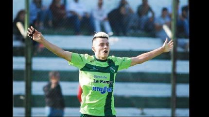 un pampeano se acerca al gasolero