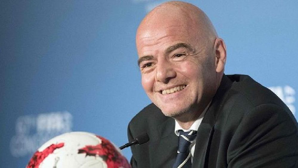 Infantino adelantó que a medidos de marzo se estudiará elevar el cupo para Qatar.