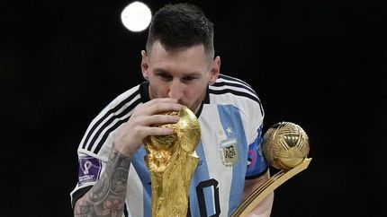 Lionel, en pleno festejo.