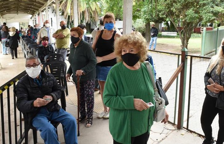 Vacunación en adultos mayores.